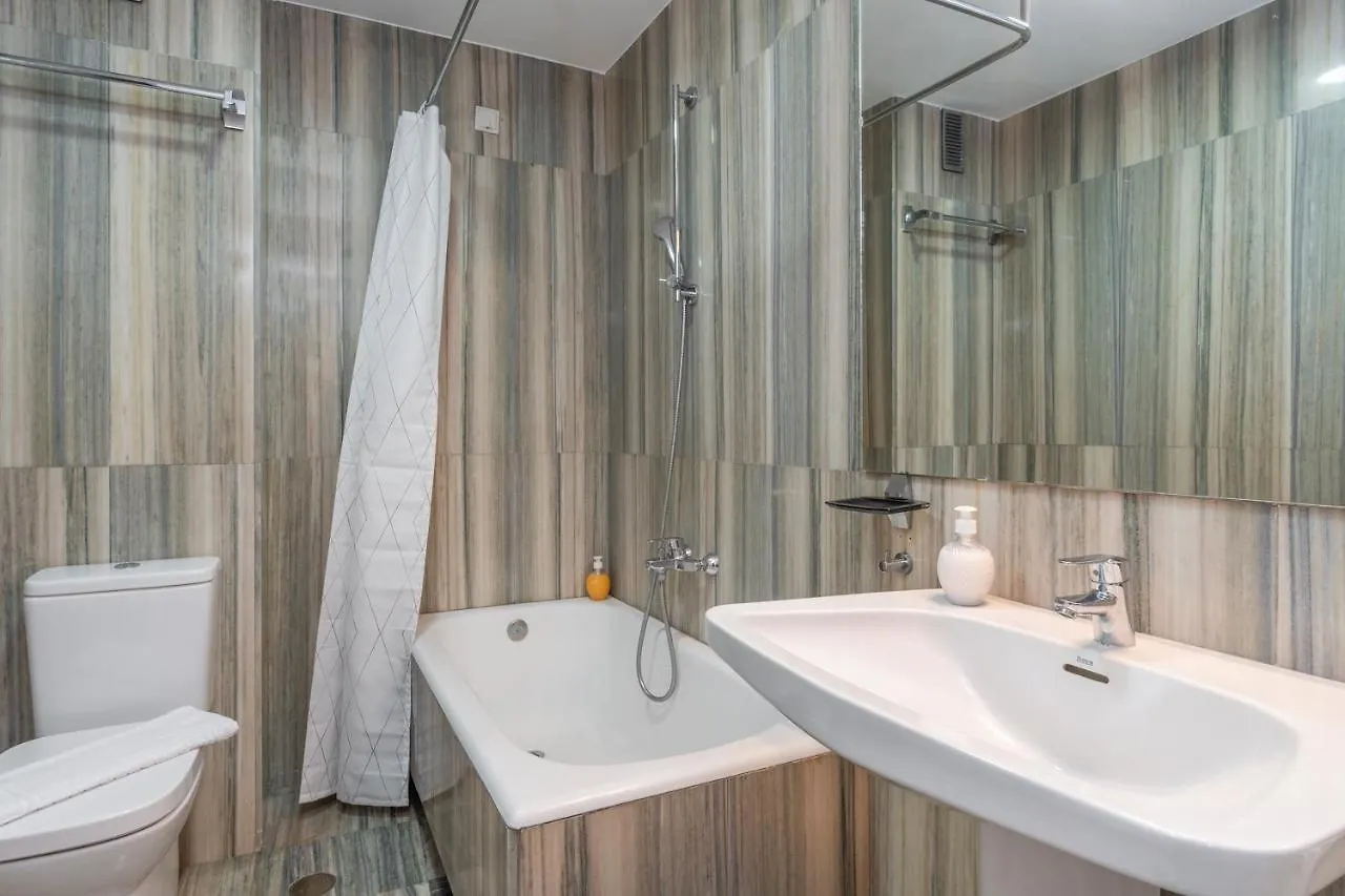 Tuguest Gran Via 24 Apartment Granada